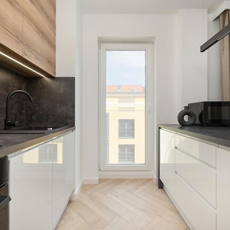 Elegancki Apartament Z Parkingiem Blisko Starego Miasta By Noclegi Renters Wroclaw Ngoại thất bức ảnh