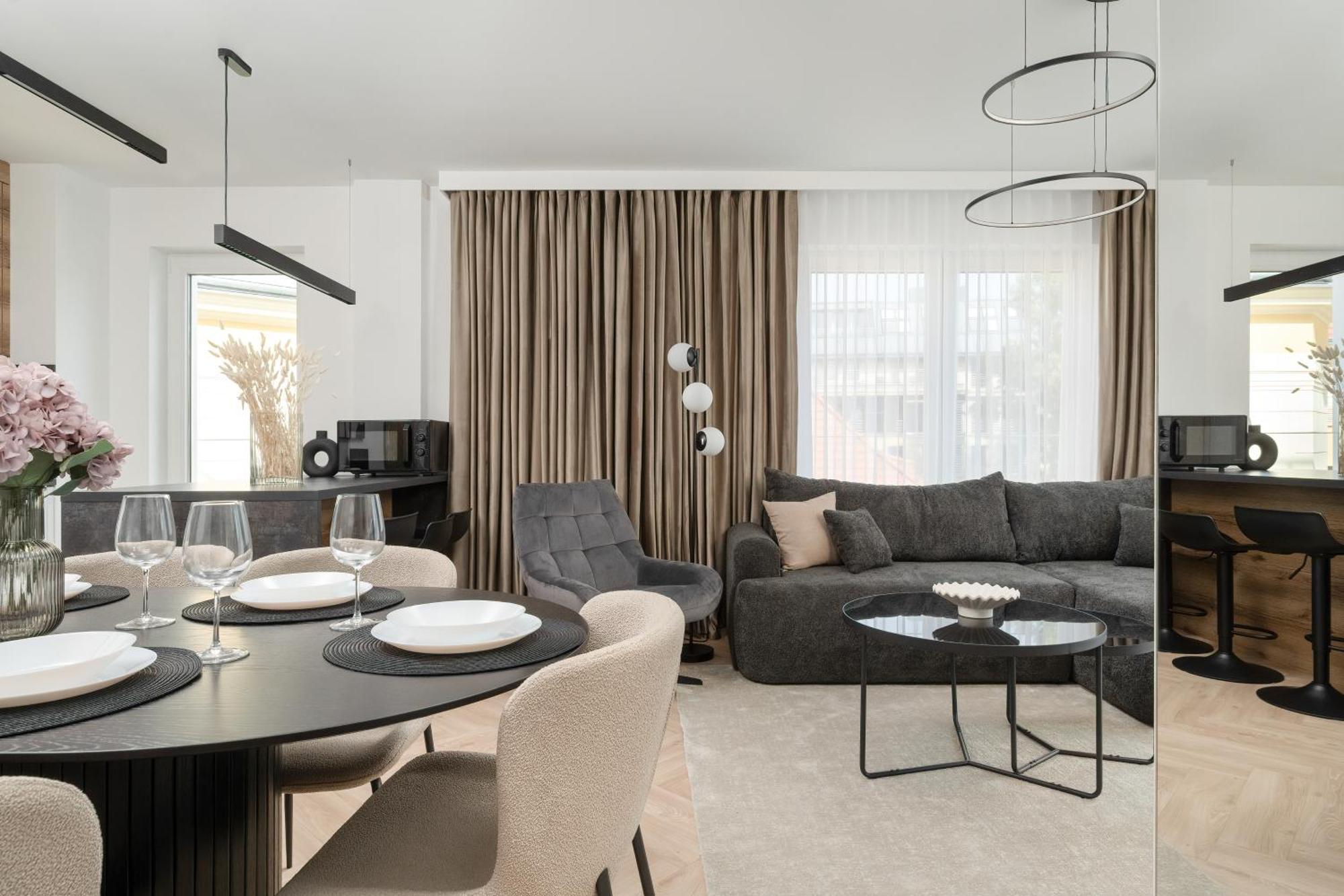 Elegancki Apartament Z Parkingiem Blisko Starego Miasta By Noclegi Renters Wroclaw Ngoại thất bức ảnh